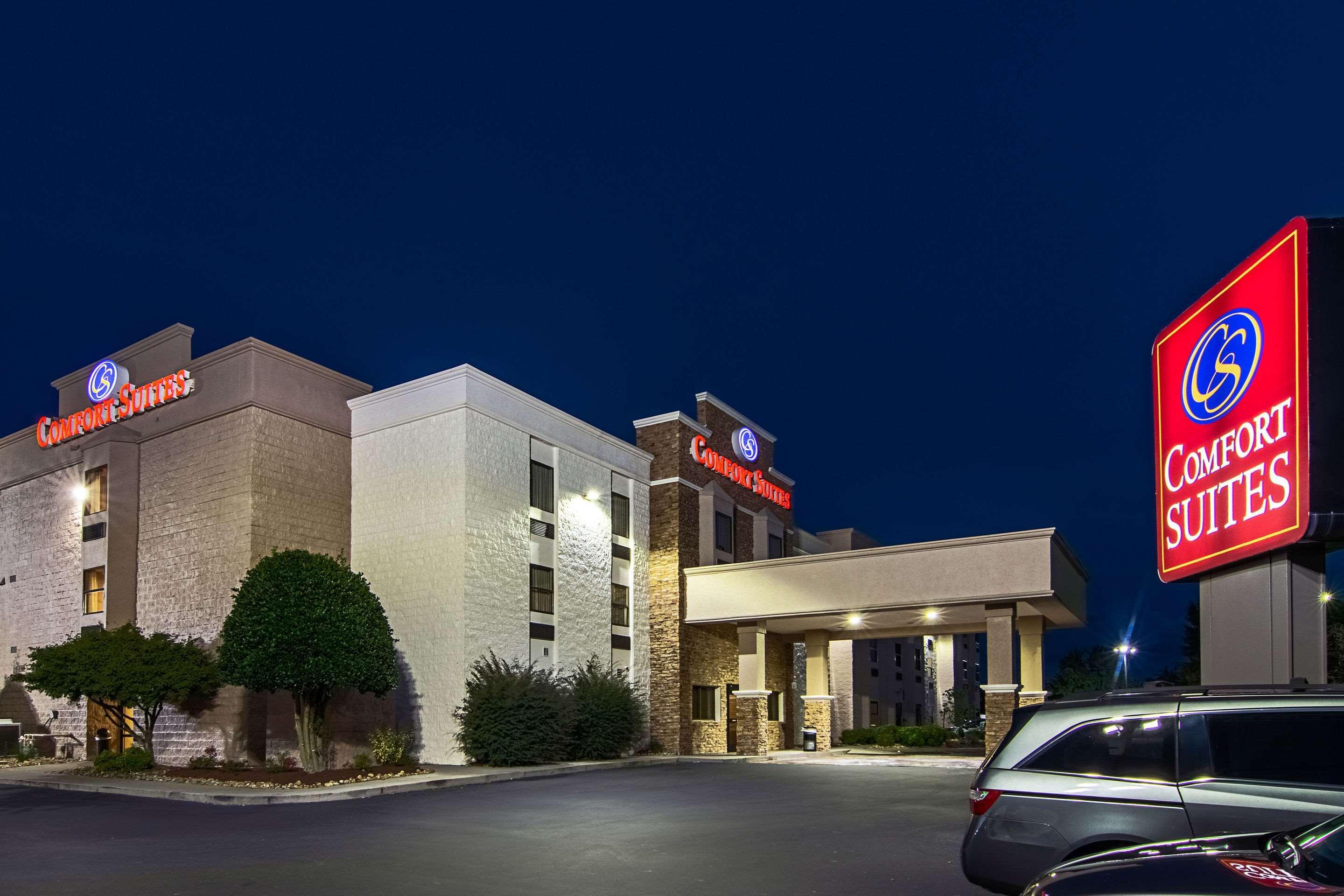 Comfort Suites Knoxville Airport Alcoa Exterior photo