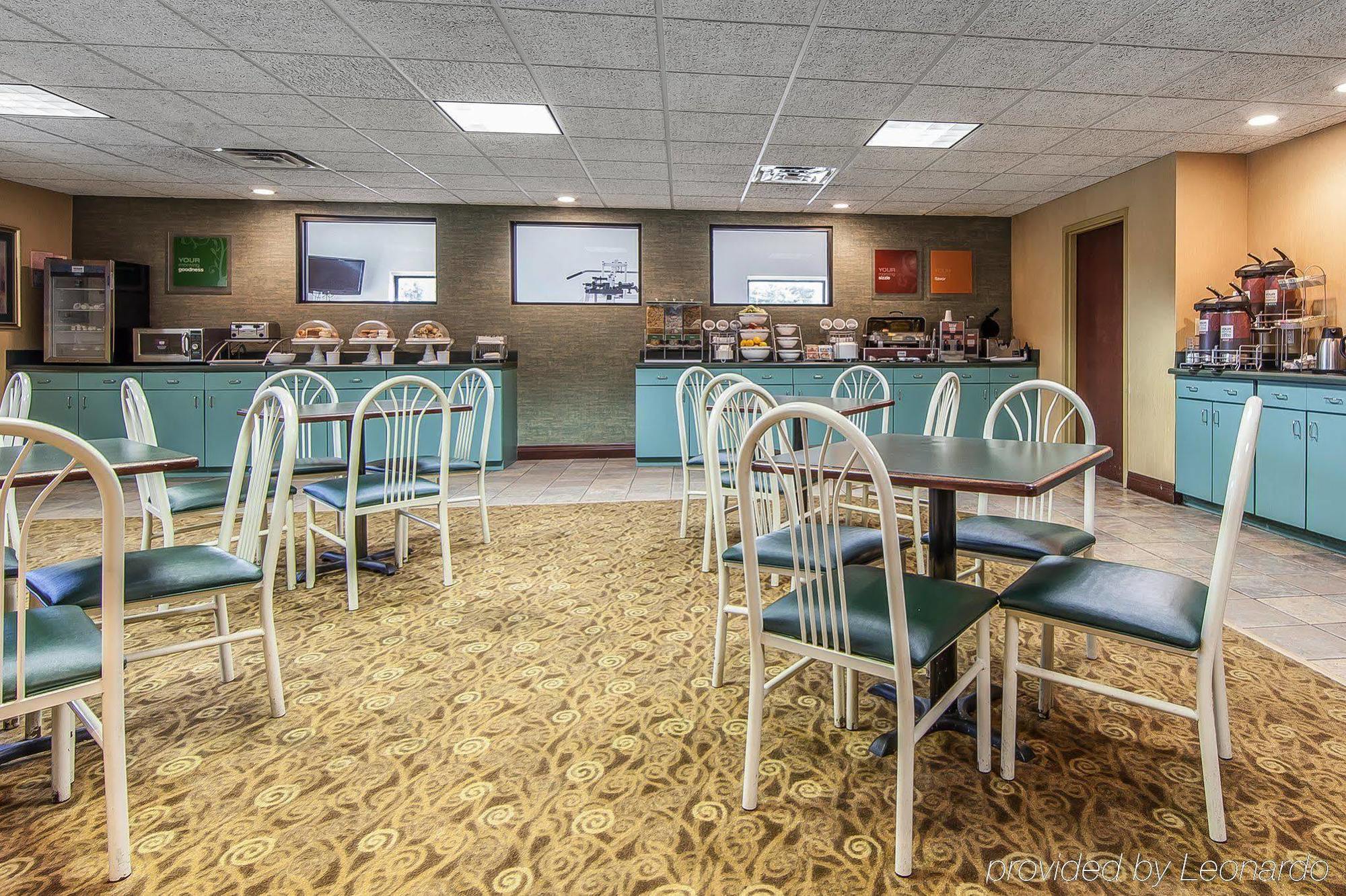 Comfort Suites Knoxville Airport Alcoa Exterior photo